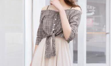 全是漂亮小姐姐的衣服,尽享小姐姐们的美丽衣橱